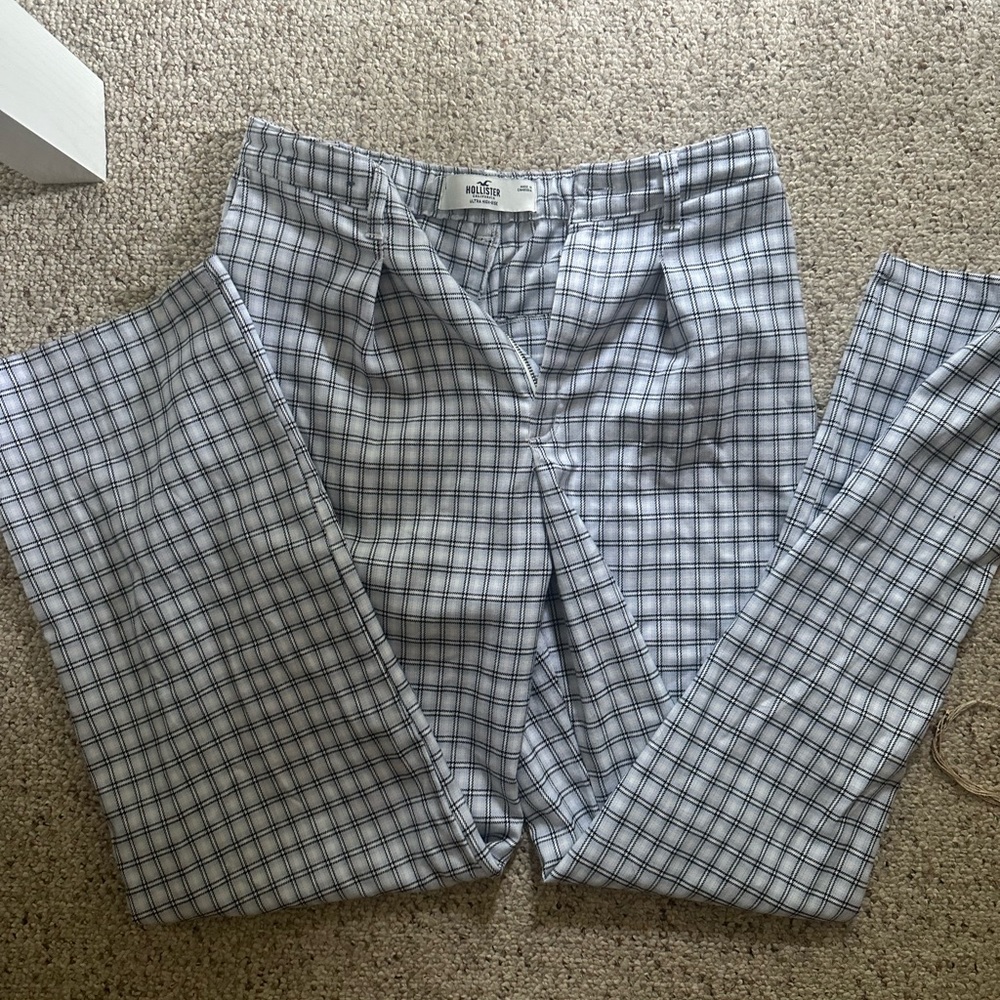 Hollister plaid pant